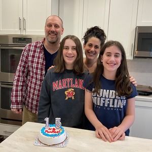 Meet your Posher, Robin